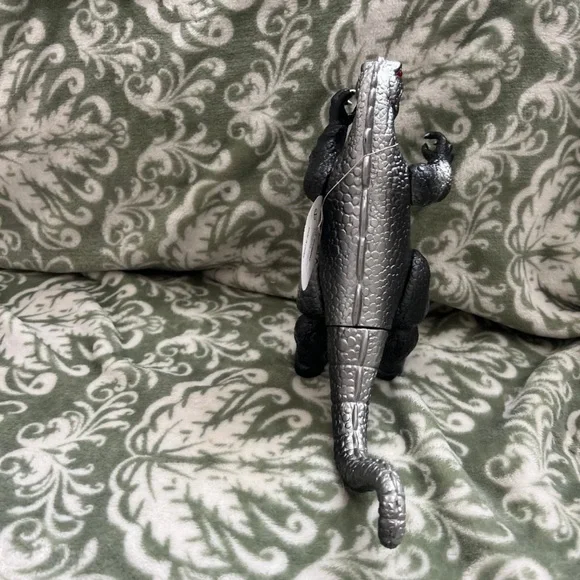 RARE GODZILLA MONSTER ACTION FIGURE 9” Black & Silver New - Picture 3 of 3